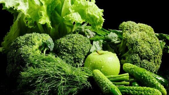绿色饮食蔬菜与水滴视频