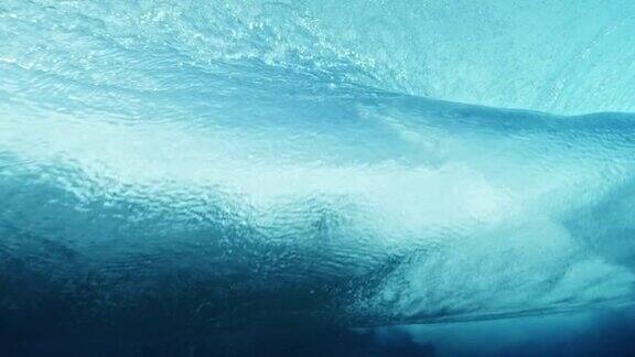 水下冲浪视角蓝色的海浪大海波浪