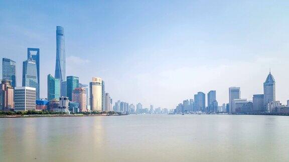 上海-2017年3月:2017年3月在中国上海观看上海浦东的时光流逝