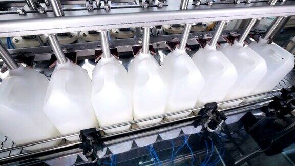 化学工厂塑料瓶液体灌装线4k