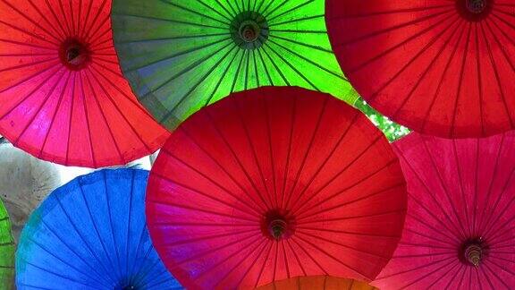五彩缤纷的泰国雨伞