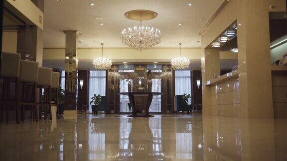 高级酒店的漂亮大厅