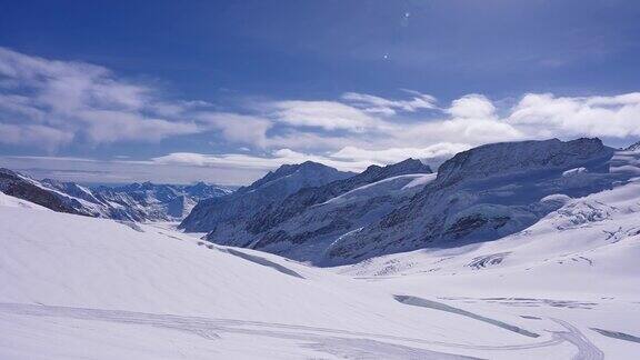 大阿莱奇冰川阿尔卑斯山最大的冰川联合国教科文组织遗产位于瑞士瓦莱州列支冰川
