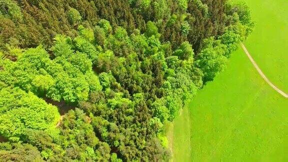 鸟瞰图:春天的巴伐利亚景观