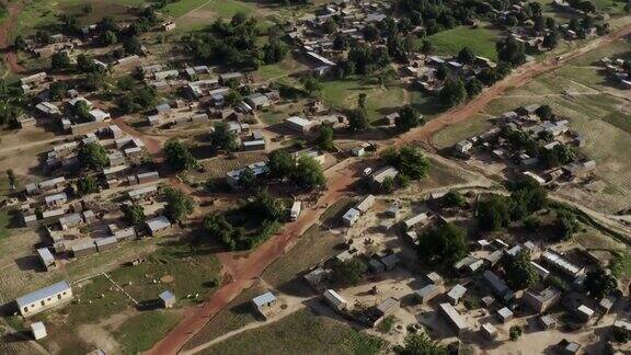 非洲马里村庄和人们鸟瞰图4