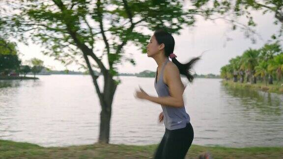 亚洲妇女户外运动她正在跑步
