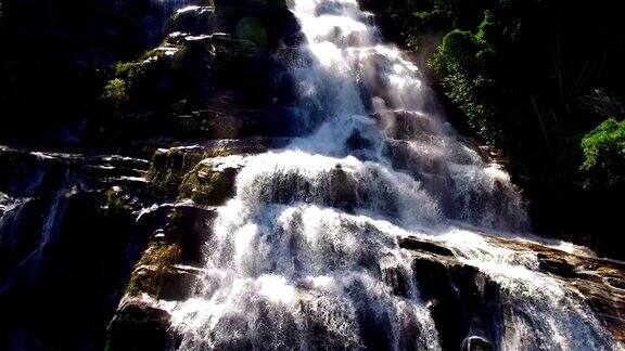航拍梅雅瀑布在清迈泰国
