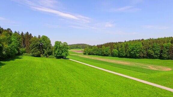 鸟瞰图:春天的巴伐利亚景观