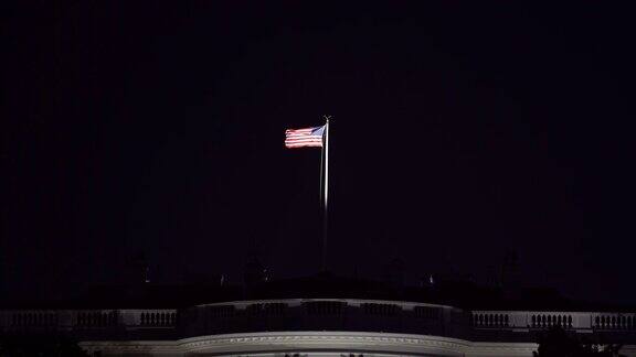 美国哥伦比亚特区华盛顿特区白宫上空飘扬着美国国旗