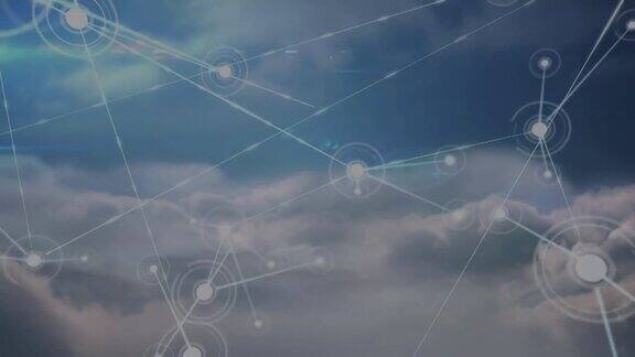 网络连接和数据处理在云上的动画