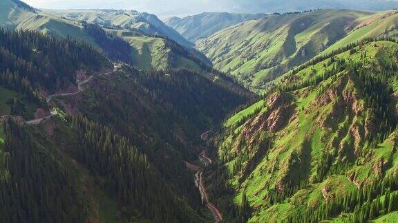 杜库路美丽的山景