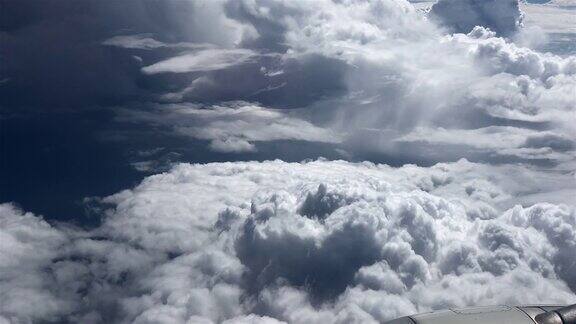 4K云上横向飞行