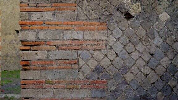 意大利庞贝城门墙上的砖块