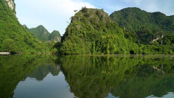越南北部的迪亚林山和苏天寺
