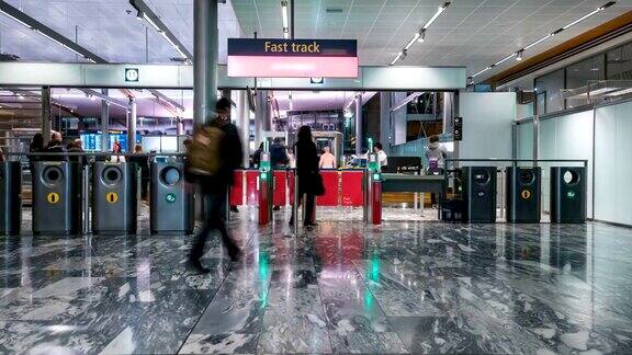 挪威奥斯陆花园机场旅客通过安检的时间间隔