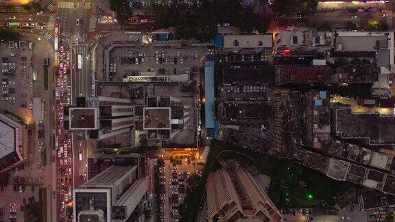 暮色照亮了深圳市区交通街道高空俯视图4k中国