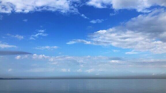 大海和天空的美丽景色