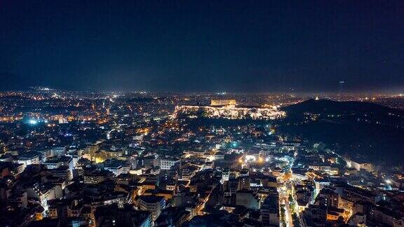 4K全空中夜间延时(hyperlapse)雅典市中心宪法广场卫城和主要地标