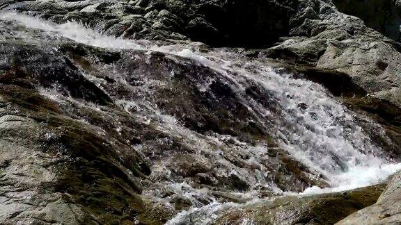 泰国公园的山河瀑布4K