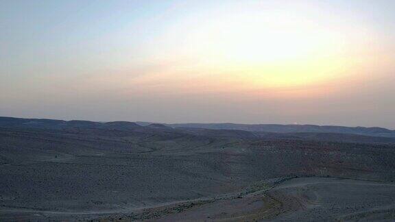 沙漠中的日落-空中