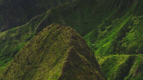 堆积如山的夏威夷