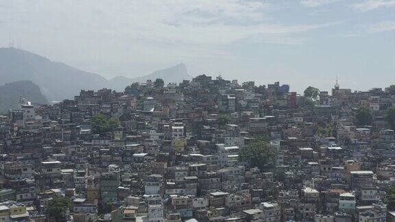 令人印象深刻的是在里约热内卢里约热内卢里约热内卢附近的Rocinhafavela的航拍照片