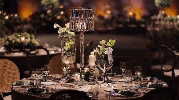婚礼鲜花餐桌装饰婚礼仪式鲜花