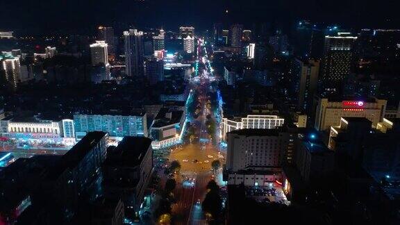 夜间照明海南岛三亚市交通街道航拍全景4k中国