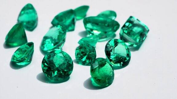 祖母绿晶体宝石首饰天然宝石和宝石