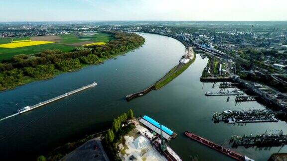 天线:莱茵河和工业港