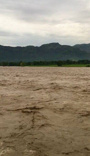 巴基斯坦暴雨引发洪水