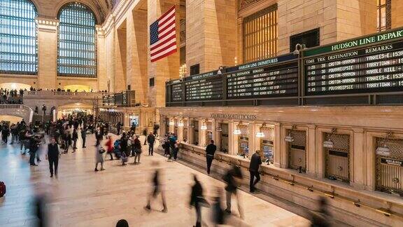 不明乘客和游客参观纽约中央车站的时间流逝美国