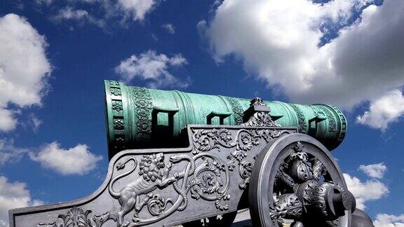 俄罗斯莫斯科克里姆林宫天空中沙皇的大炮