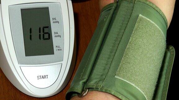 测量血压和心率