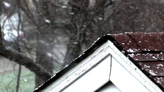 降雪屋顶