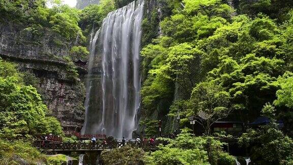 三峡大瀑布