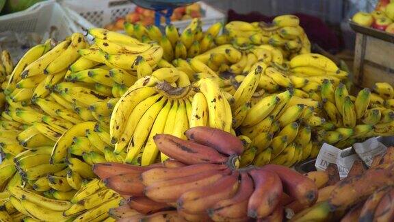 黄香蕉和红香蕉