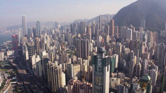 香港航拍v171飞越西湾地区拍摄市区景色