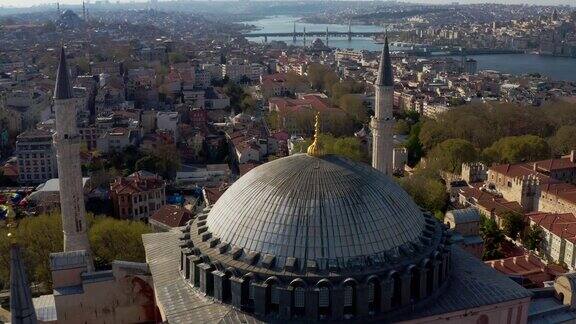 伊斯坦布尔城市海和圣索菲亚检疫鸟瞰图4