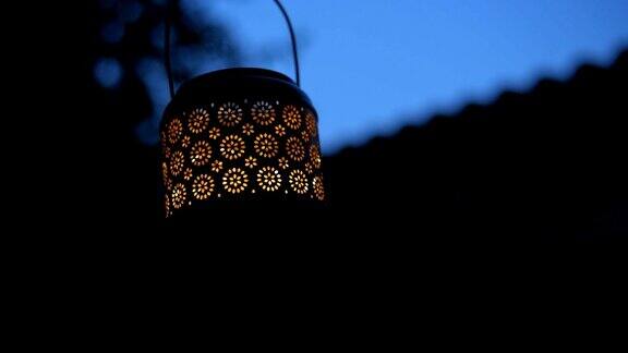 Cinemagraph-在晚上亮着的灯笼