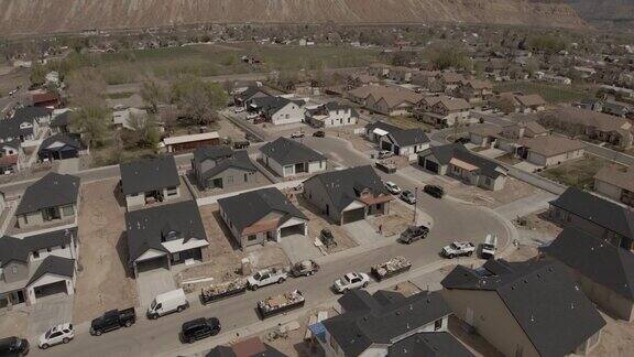 美国科罗拉多州西部住宅住宅新住宅开发分区的鸟瞰图视频系列