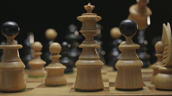 在下国际象棋