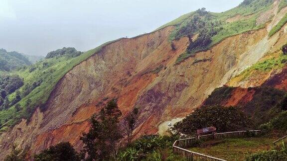 老挝山口滑坡侵蚀灾害