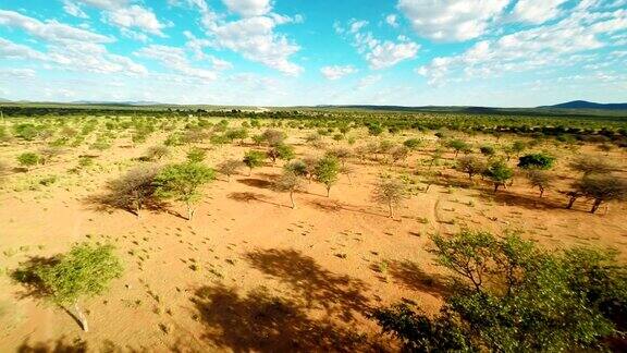 直升机航拍纳米比亚大草原