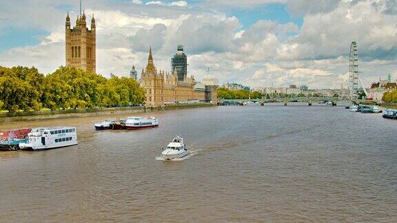 渡船穿过泰晤士河国会大厦伦敦的大眼睛观察轮大本钟其他地标