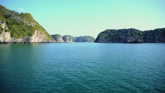 美丽的风景在泻湖下龙湾吉巴岛越南