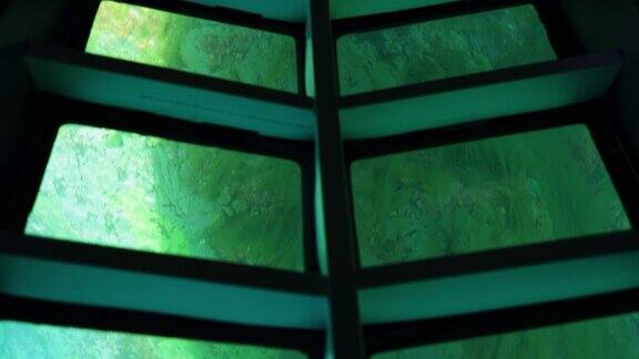 透明底的船深海探测器贝加尔湖海底