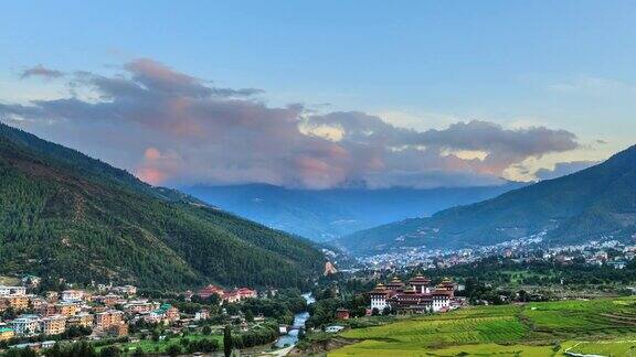拇指城的时间流逝不丹首都