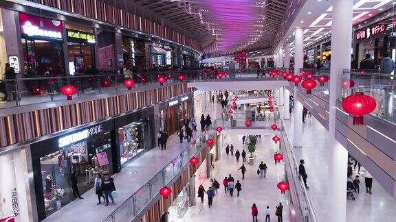 TD许多人在购物中心元宵节北京中国