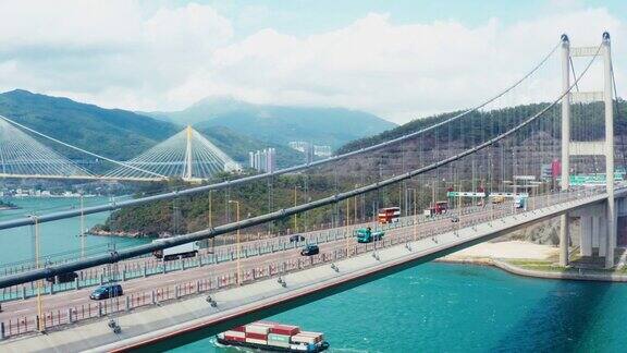 香港青马大桥的无人机照片
